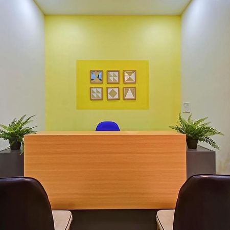 Oyo Home 78047 Alluring Stay Pimpri Pimpri-Chinchwad Kültér fotó