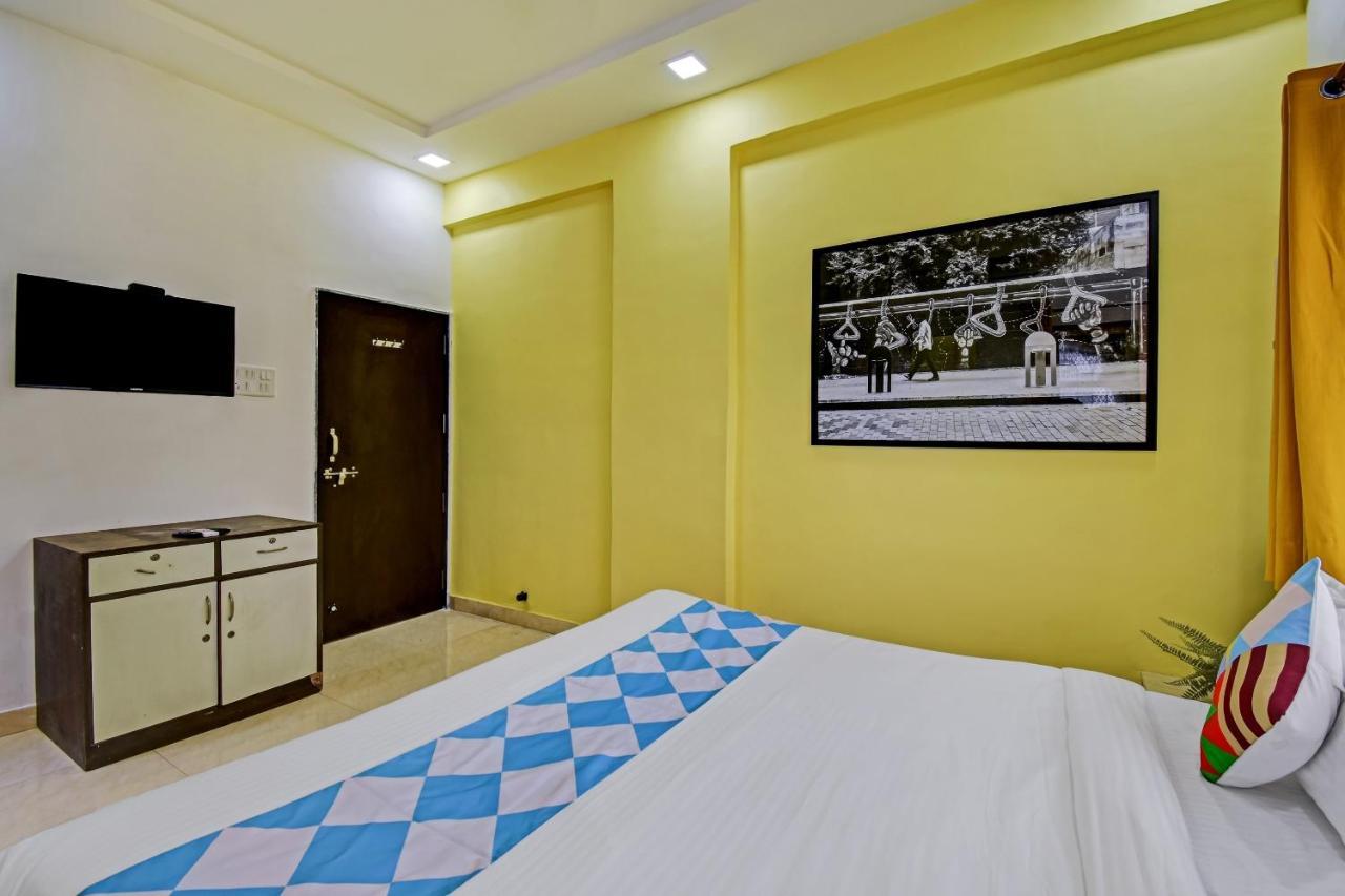 Oyo Home 78047 Alluring Stay Pimpri Pimpri-Chinchwad Kültér fotó